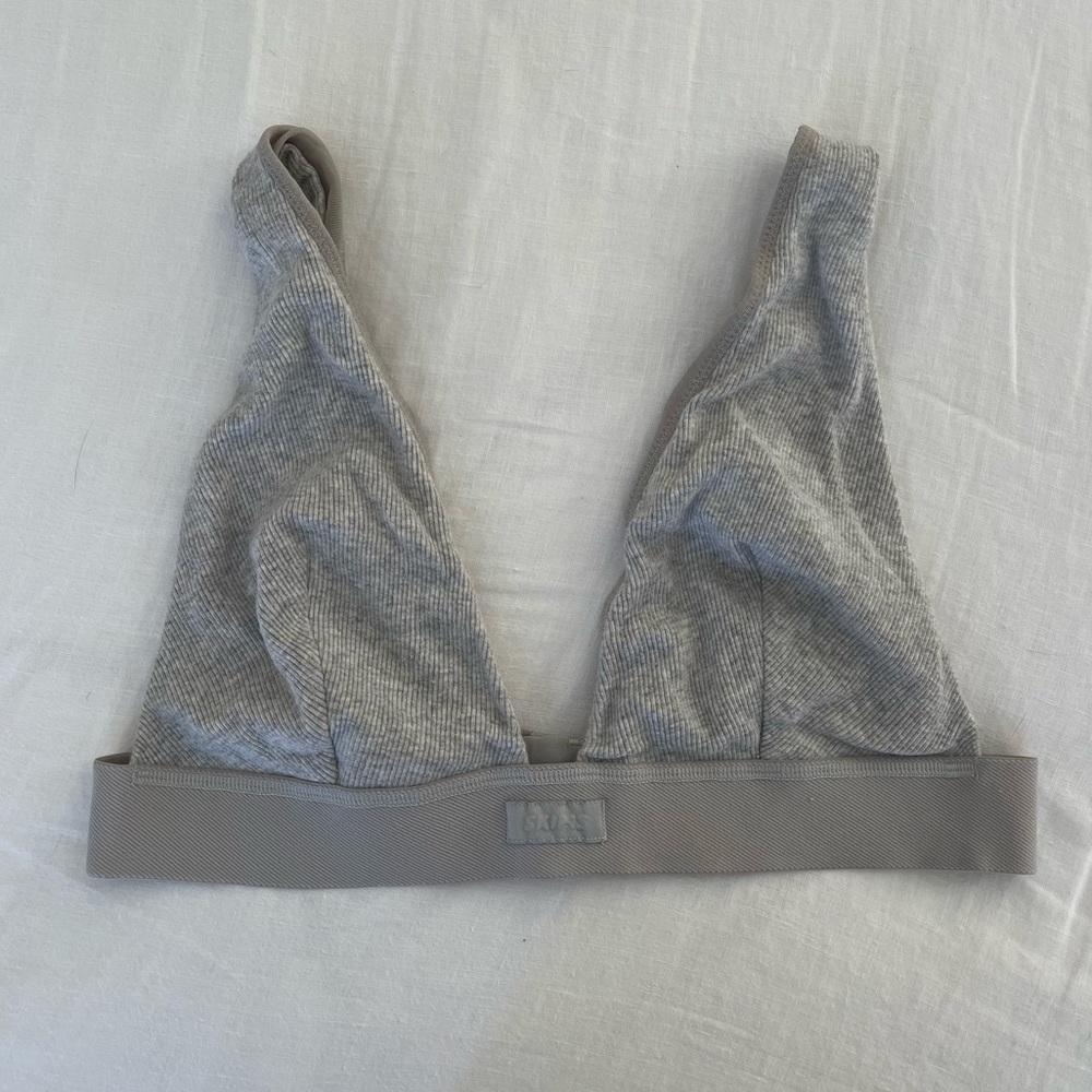 SKIMS Grey Ribbed Bra